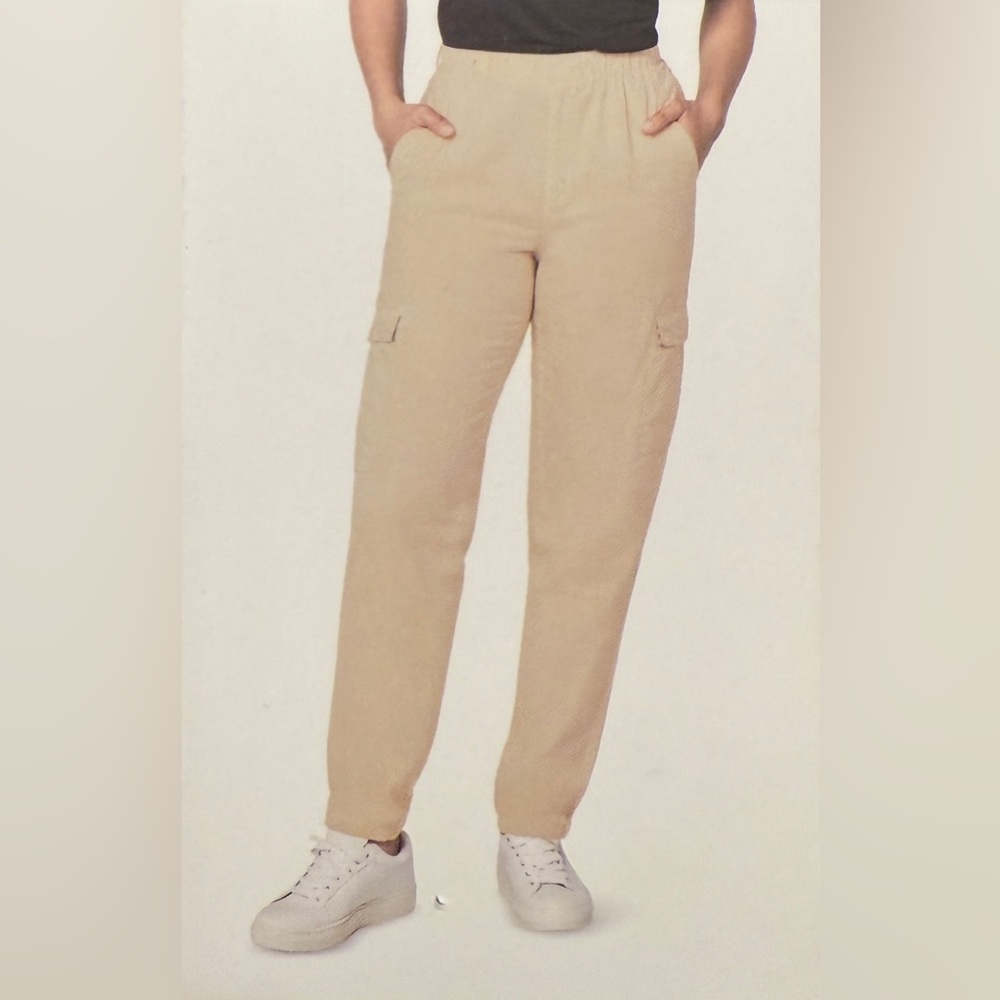 NWT Gap Twill Cargo Pant
